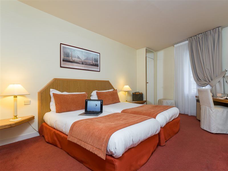 Hotel Fertel Etoile Paris Luaran gambar