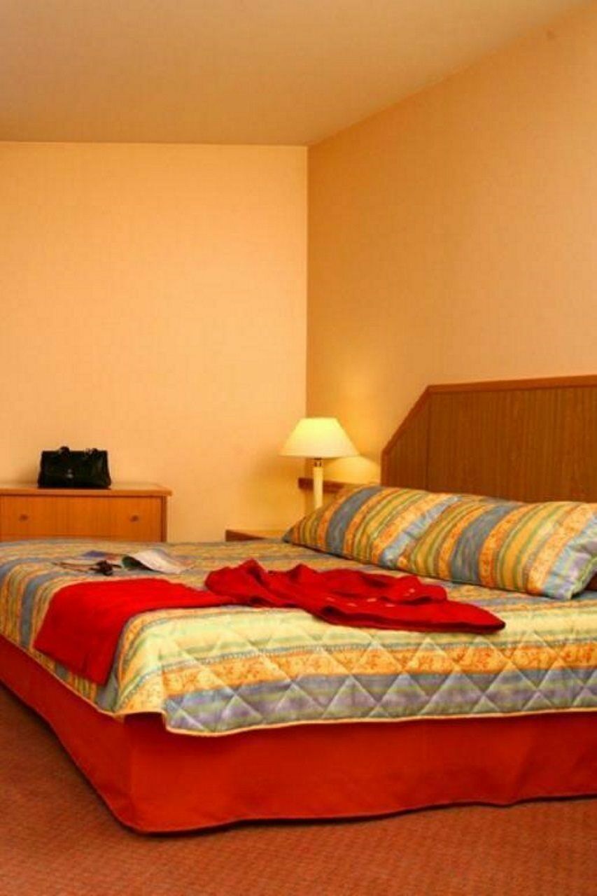 Hotel Fertel Etoile Paris Luaran gambar