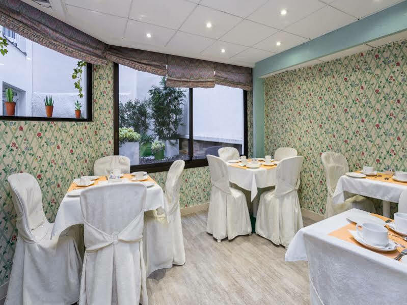 Hotel Fertel Etoile Paris Luaran gambar